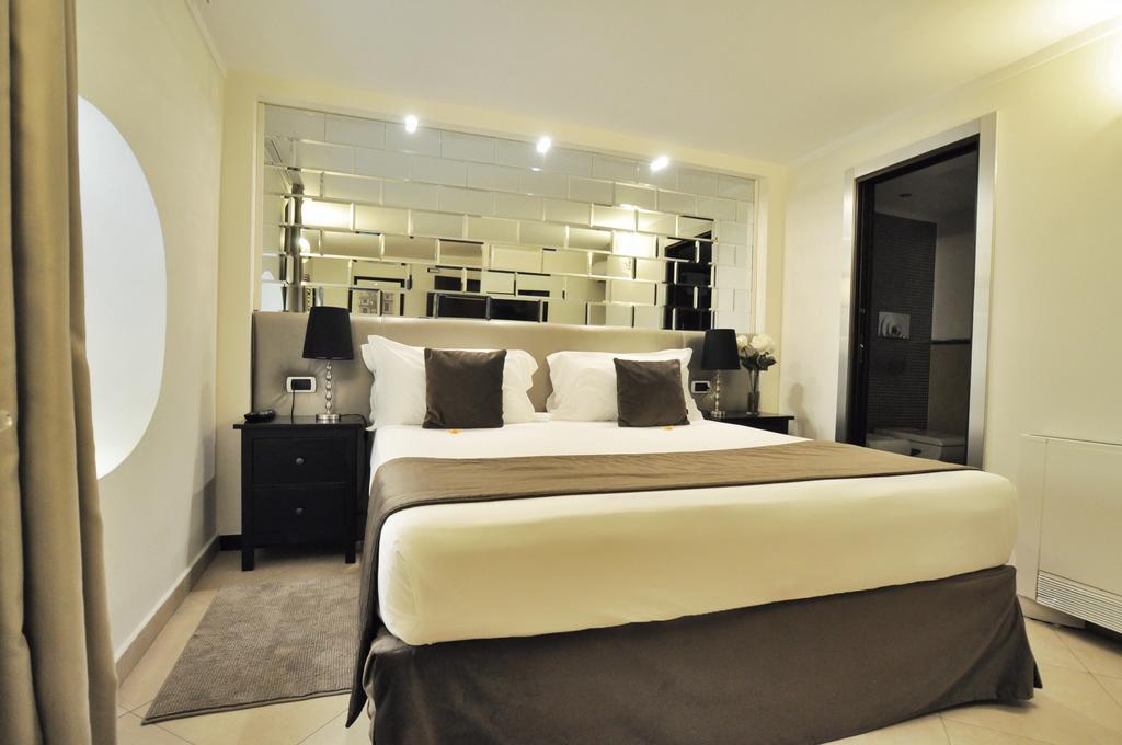The Royals Experience Bed & Breakfast Napoli Phòng bức ảnh