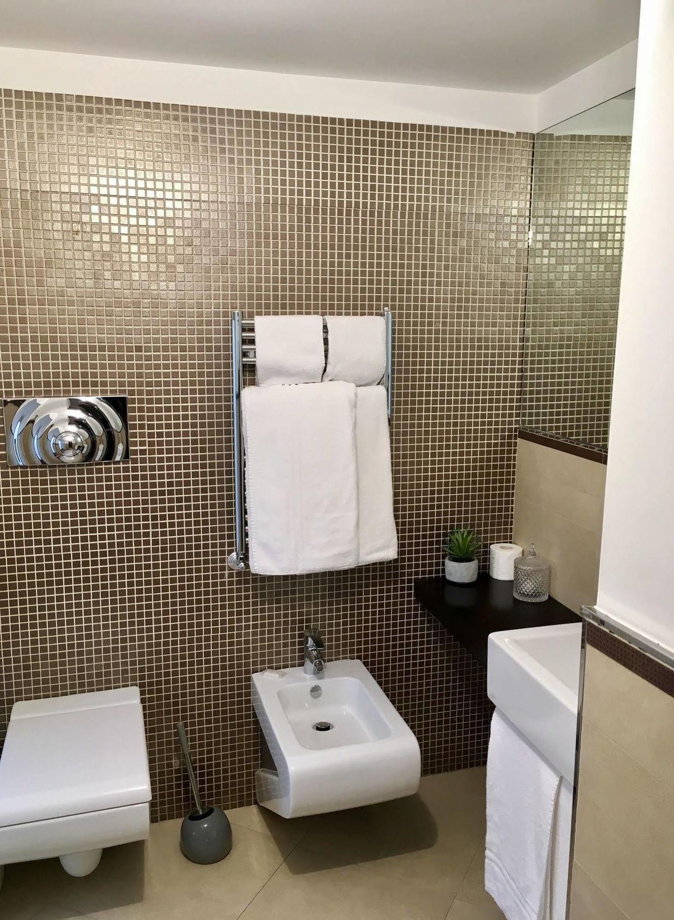 The Royals Experience Bed & Breakfast Napoli Ngoại thất bức ảnh
