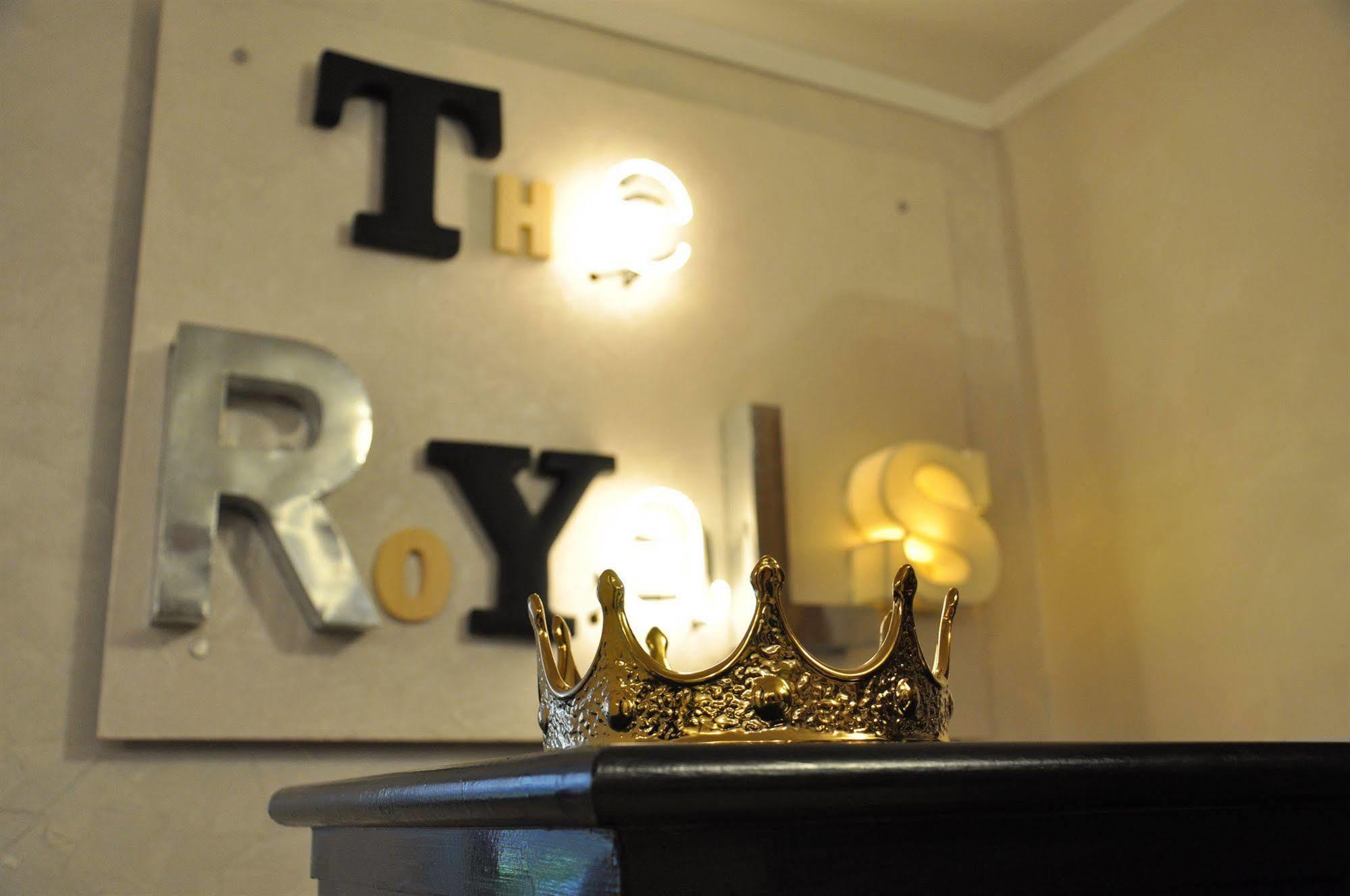 The Royals Experience Bed & Breakfast Napoli Ngoại thất bức ảnh